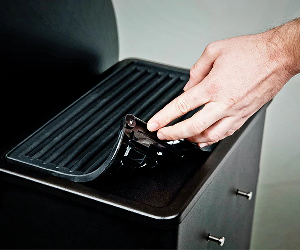 Magnetic Silicone Side Shelf Grill Mat Crown™ - Image 2